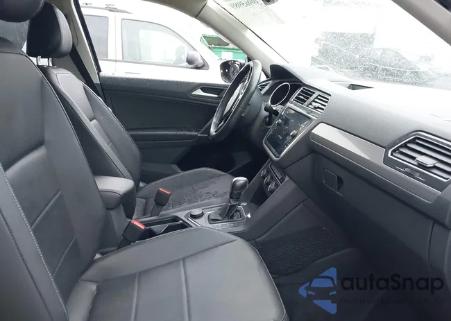 3VV2B7AX9LM158850: 39965989