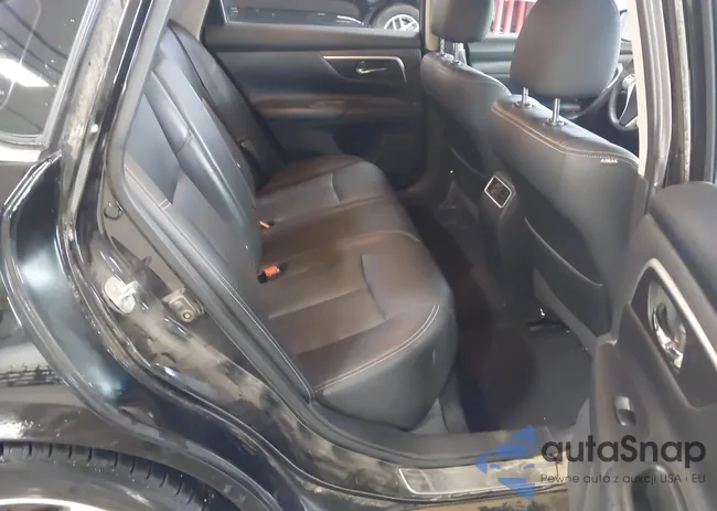 1N4AL3APXHC194660: 39968331