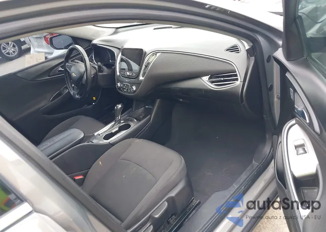 1G1ZE5ST3HF188771: 39973762