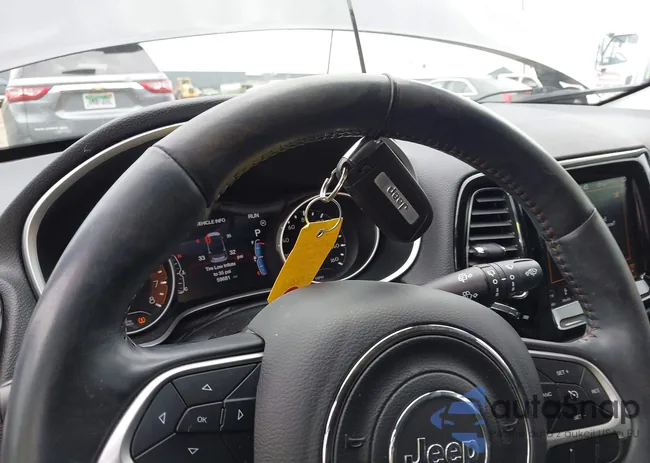 3C4NJDCB4JT365762: 39975081