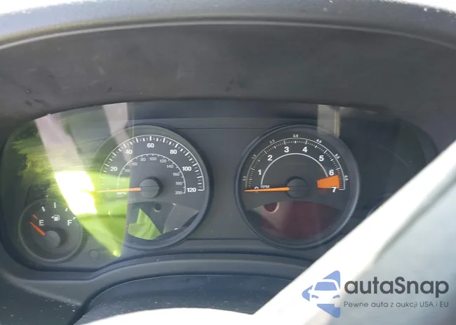 1C4NJPBA0GD726638: 39981667