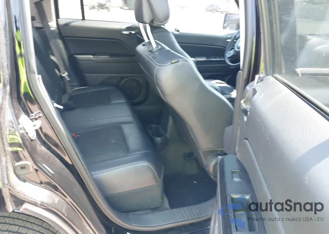 1C4NJPBA0GD726638: 39981667