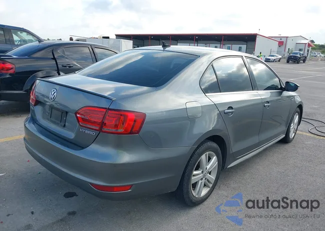 3VW637AJ5DM263330: 39982458