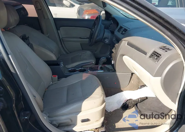 3FAHP0JA0AR177659: 39981953