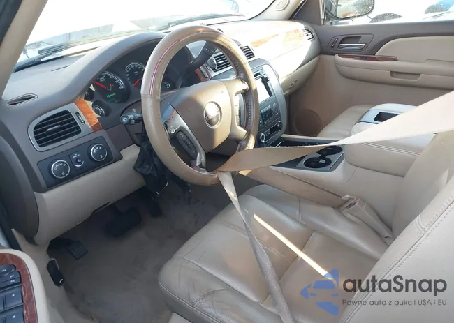 1GKFK13568R229862: 39981989