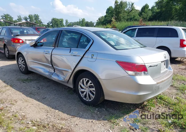 1HGCP2F32AA037716: 39982111