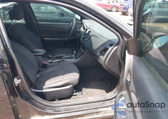 1C3CCBAB8EN141901: 39983633