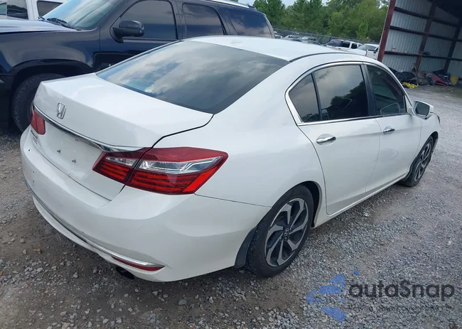 1HGCR2F84GA152011: 39984707