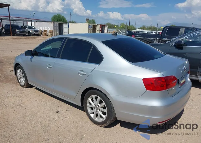 3VWDX7AJ9DM401480: 39983959