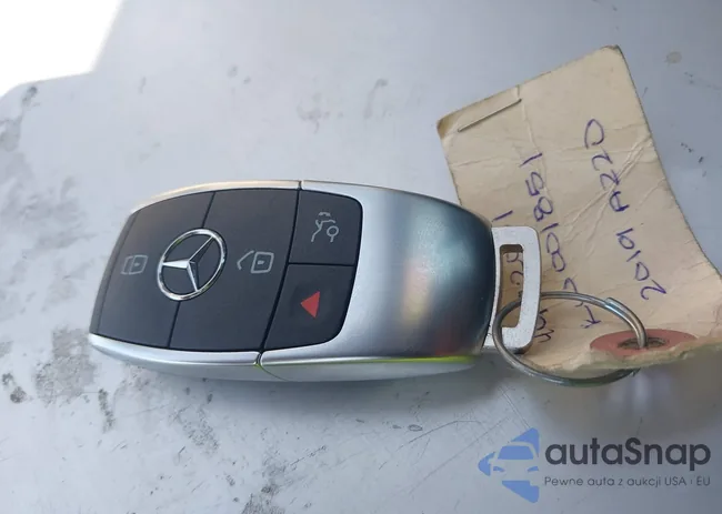 WDD3G4EB8KW001851: 39987474