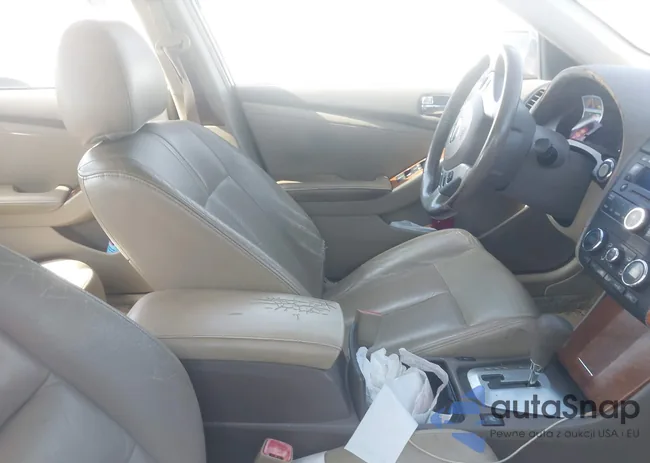 1N4AL21E47C197674: 39990015