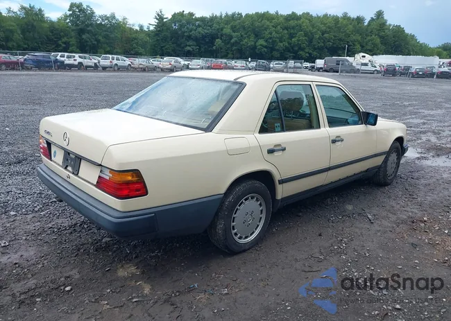 WDBEA26D1KA822228: 39992545