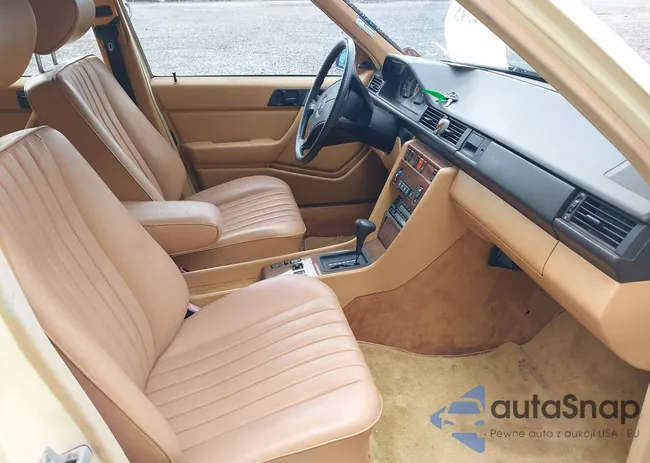 WDBEA26D1KA822228: 39992545