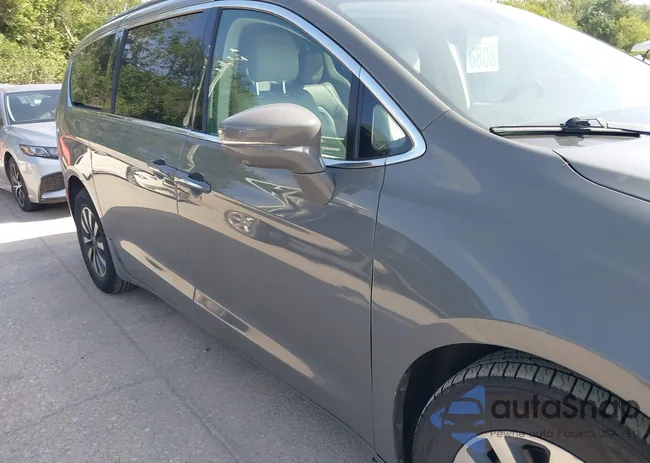 2C4RC1L78MR596371: 39993913