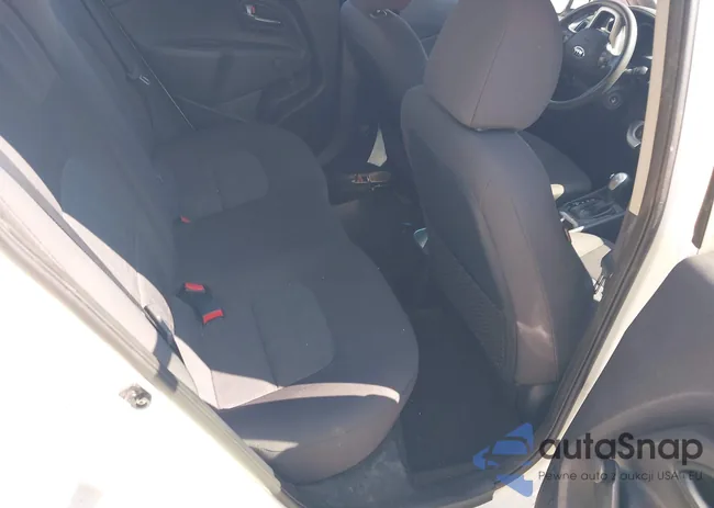 KNADM4A32G6699397: 39996282