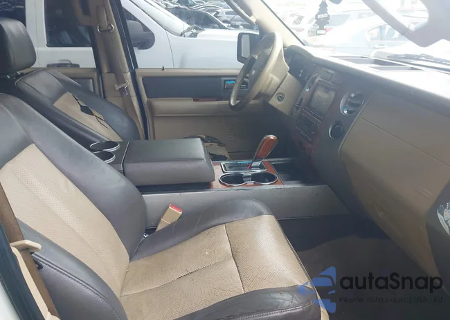 1FMFU17557LA73729: 39996124