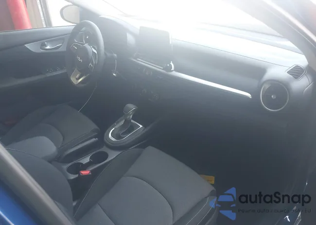 3KPF24ADXRE825013: 39998535