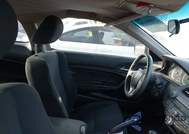 1HGCS1B35CA002105: 39998638