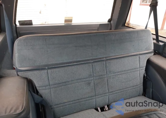 1GNCT18Z1L8103924: 40000913