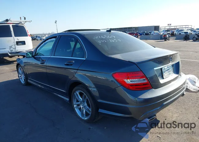 WDDGF8AB2DR271659: 40009439