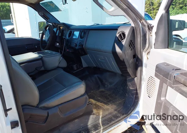 1FT7X2B60CEA61749: 40012282