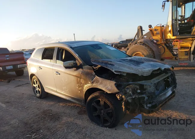 YV440MDM3F2665183: 40012804