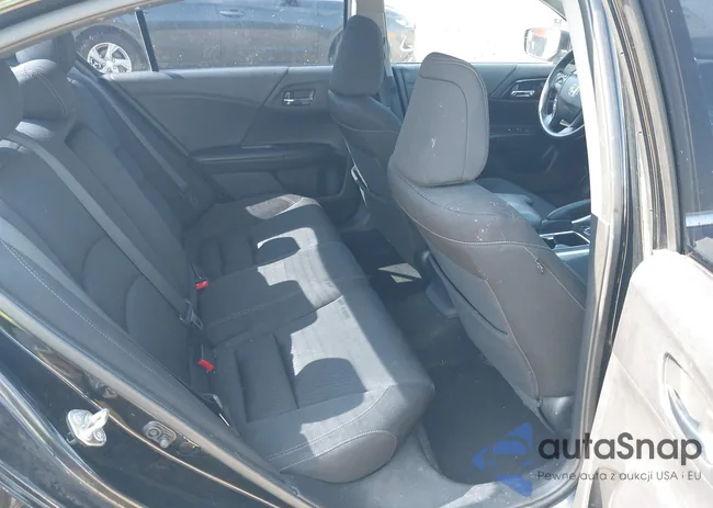 1HGCR2F52FA055250: 40013607