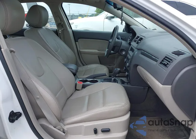 3FAHP0JA7CR301056: 40020554