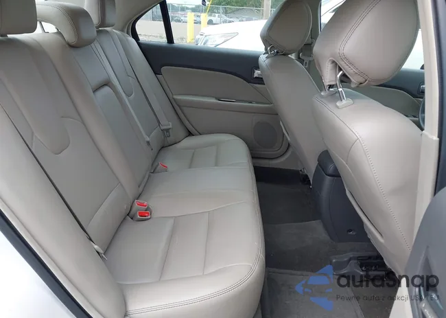 3FAHP0JA7CR301056: 40020554