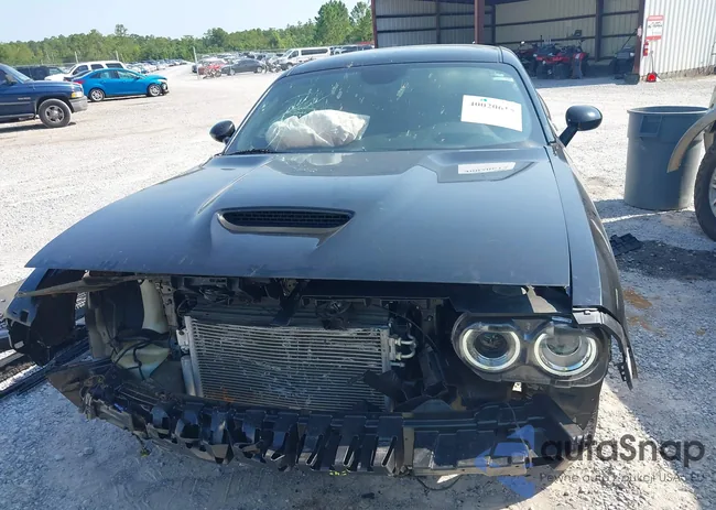 2C3CDZBT8KH556878: 40020615