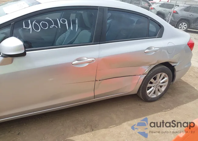 19XFB2F8XCE102446: 40021911