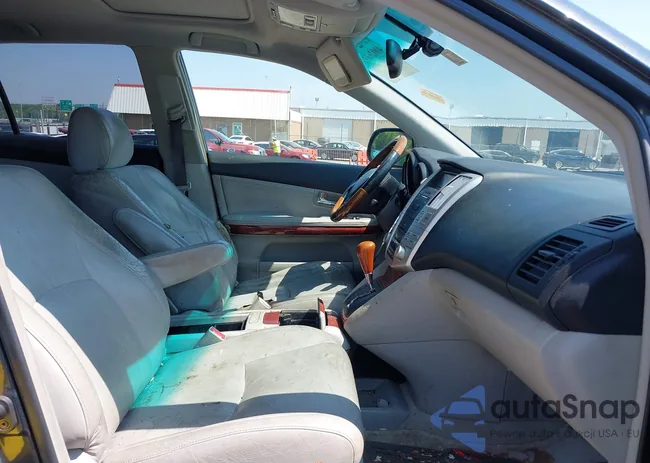 JTJGA31UX40004235: 40026017