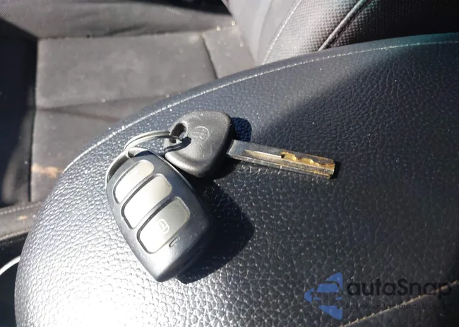 KMHTC6AD5GU248638: 40028495