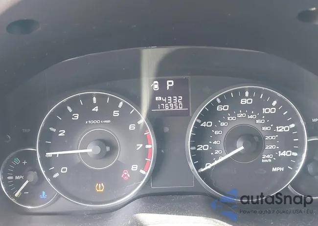 4S4BRBKC6B3320986: 40028891