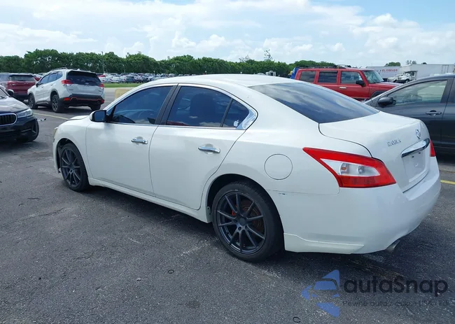 1N4AA5AP6BC838695: 40031047