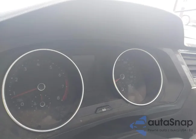 3VV2B7AX9LM141675: 40031362