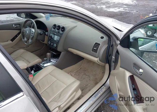 1N4AL2AP7CC132443: 40033270