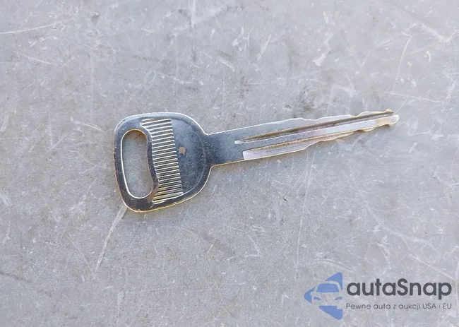 KNADC165X46211191: 40035832