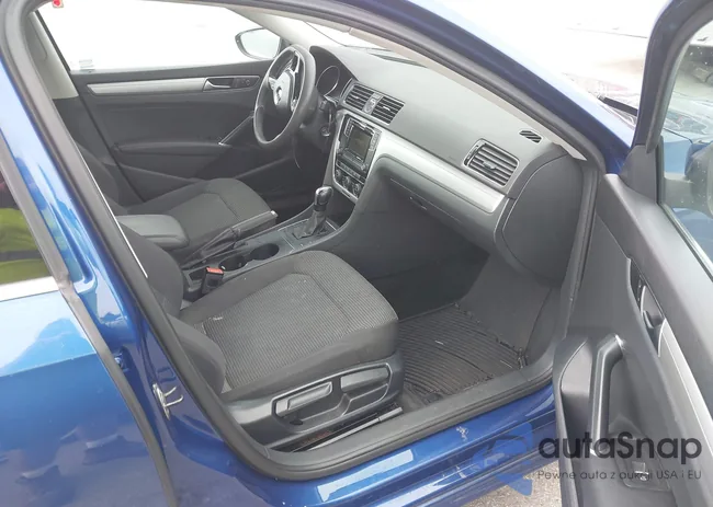 1VWAT7A36HC027935: 40036909