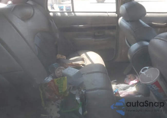 2MEFM74W8XX711557: 40038172