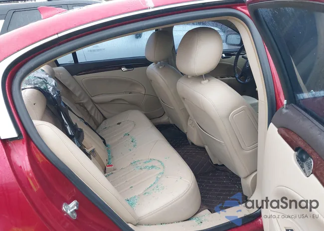 1G4HJ5EM9BU145831: 40038440