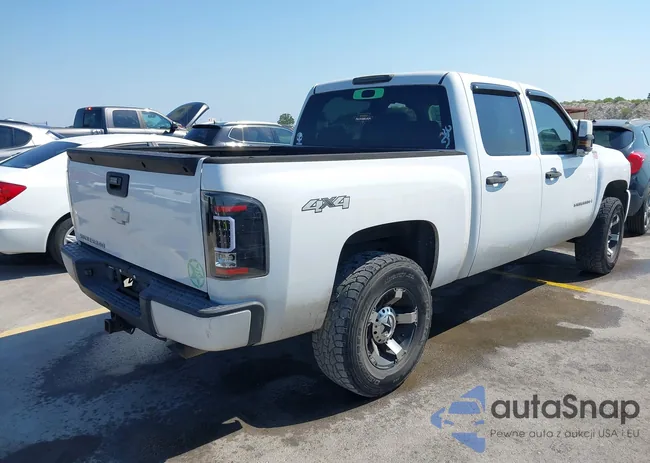 2GCEK13M071705867: 40038625