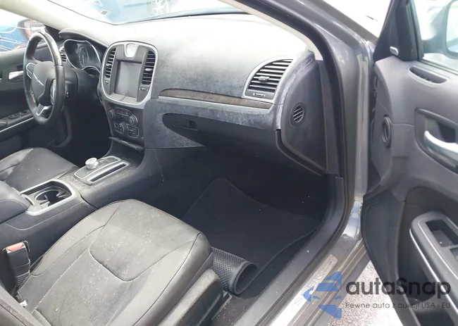 2C3CCAEG2KH689638: 40041090