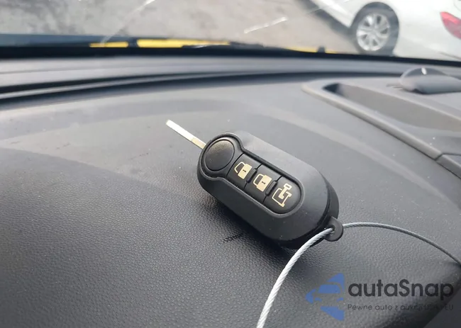 3C6TRVAG0LE127314: 40041757