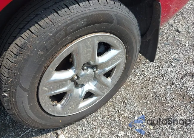 JTMBD33V365019319: 40044222