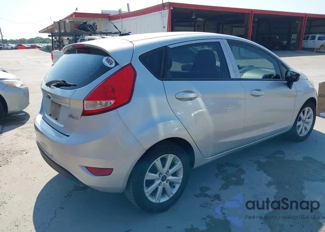 3FADP4EJ3DM107669: 40045763