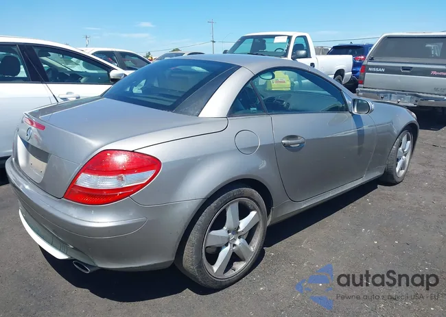 WDBWK56F95F030341: 40045790