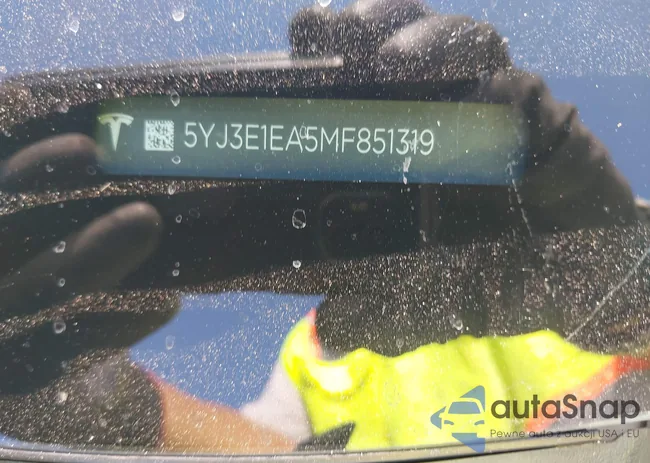 5YJ3E1EA5MF851319: 40047086