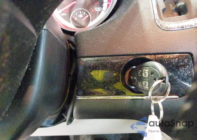 2C4RDGCGXJR207743: 40048301