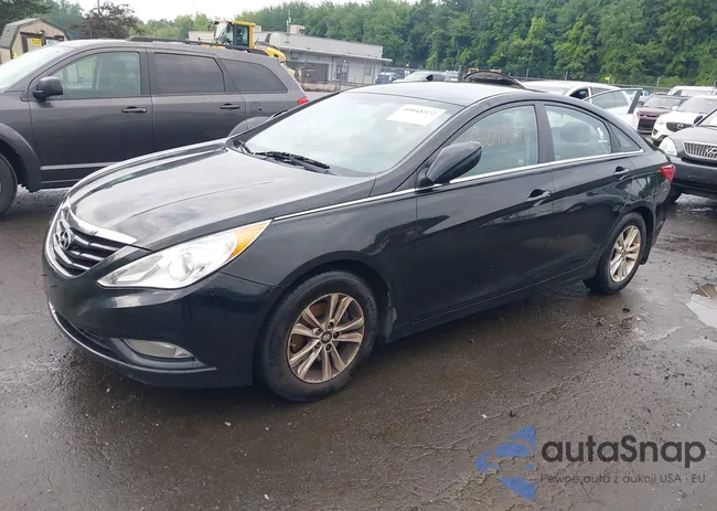 5NPEB4AC1DH643868: 40048572